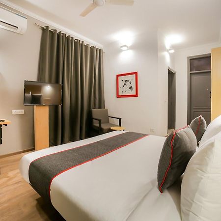 King Delhi Airport Hotel New Delhi Exterior photo