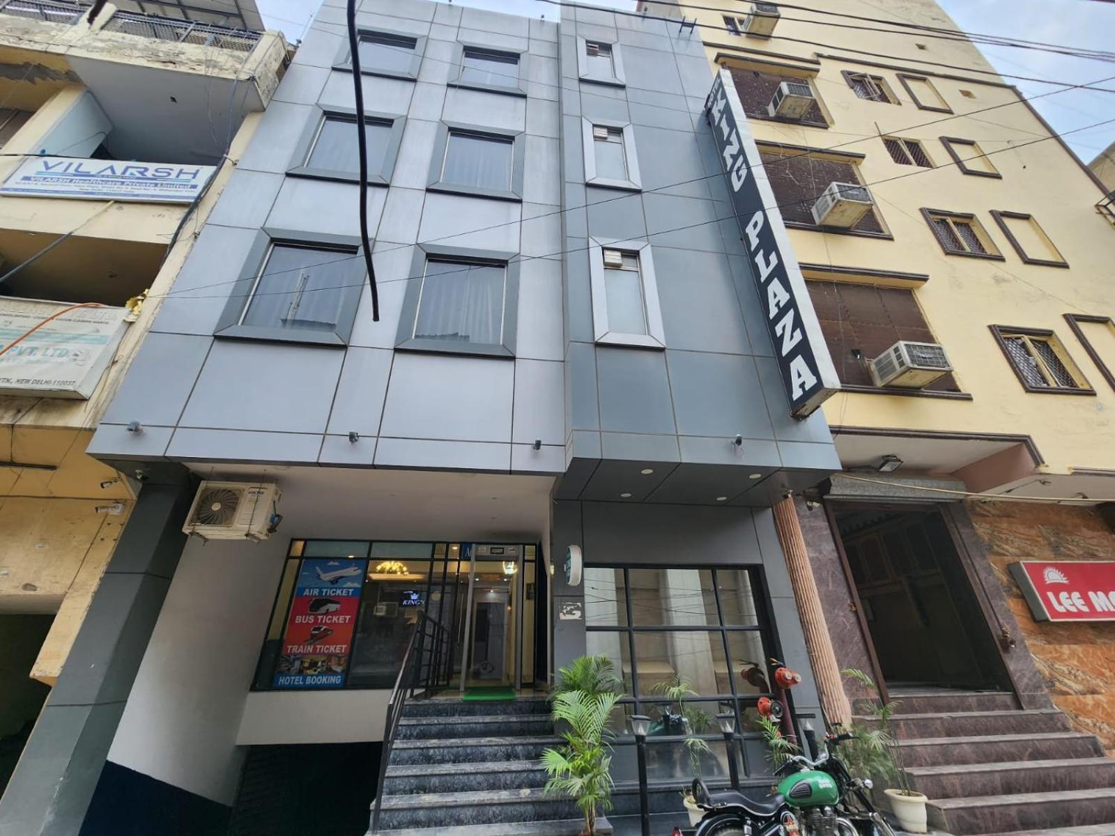King Delhi Airport Hotel New Delhi Exterior photo